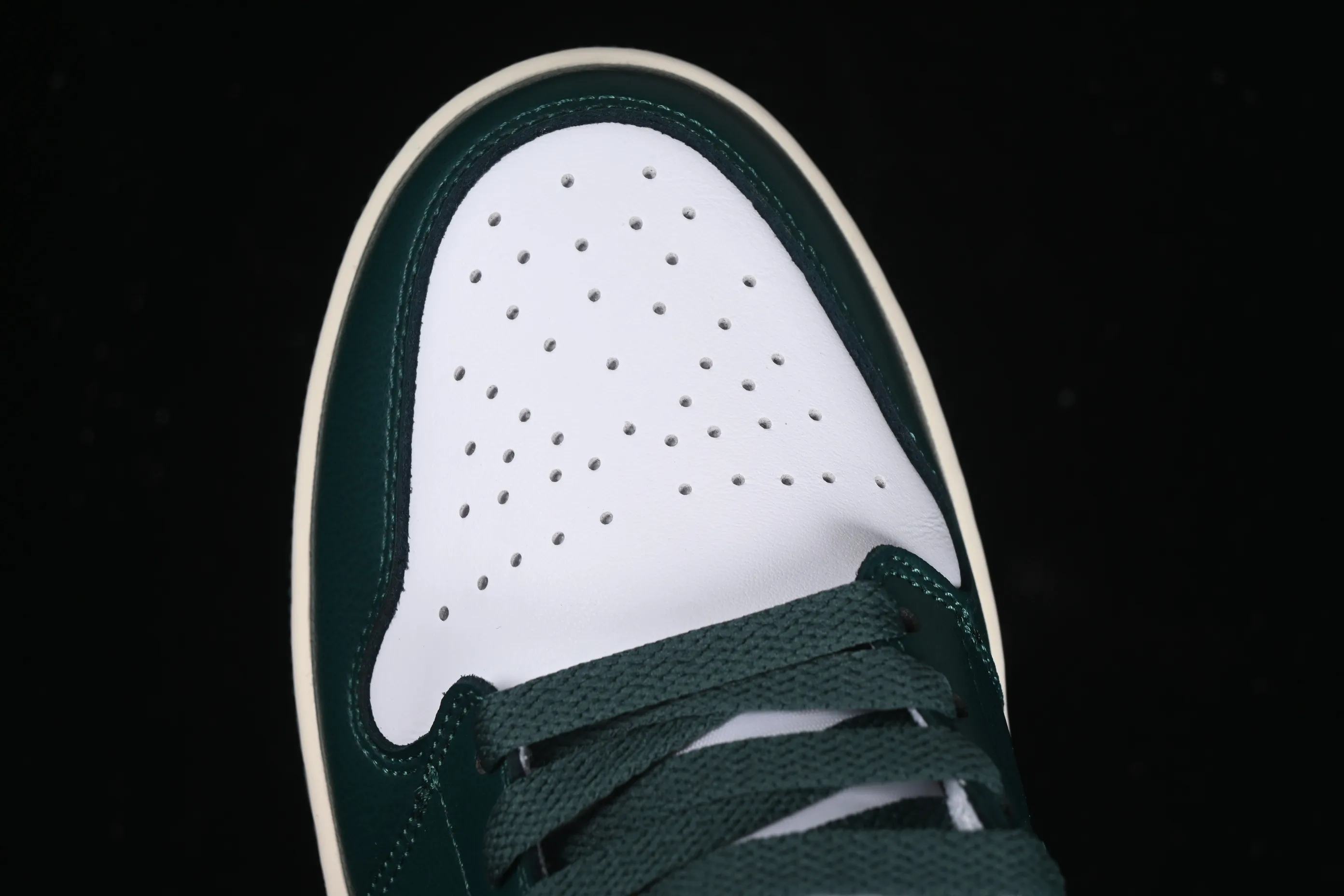All categories Air Jordan Jordan series basketball shoes Air Jordan 1 Mid Air Jordan 1 Mid "Oxidized Green" AJ1 Joe 1 white and green color Zhongbang basketball shoes BQ6472-133